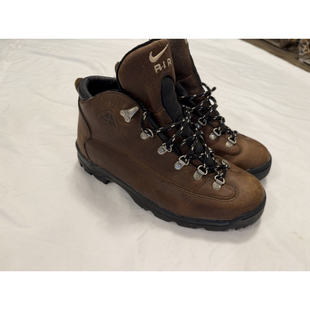 VINTAGE 1999 Nike AIR MINARETTE ACG Hiking Boots Brown Leather Women's 8